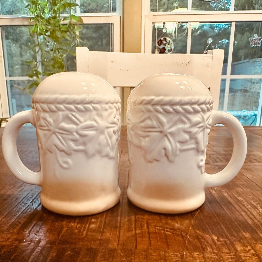 Vintage Cottagecore White Ceramic Grapevine Range Shaker Set WCL